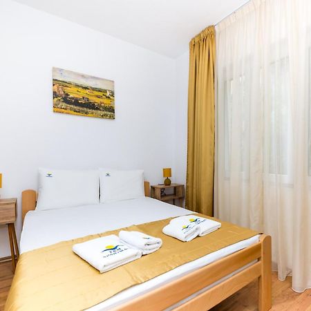 Apartmani F&M Котор Екстериор снимка