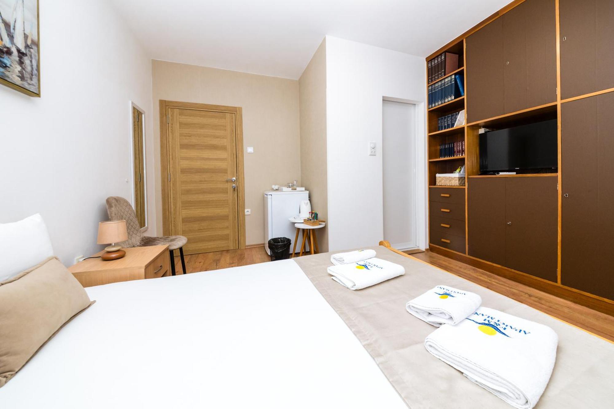 Apartmani F&M Котор Екстериор снимка