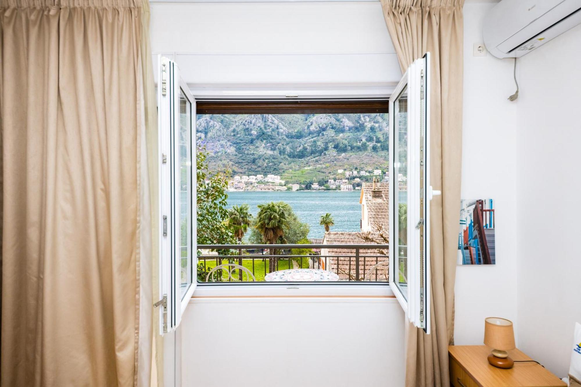 Apartmani F&M Котор Екстериор снимка